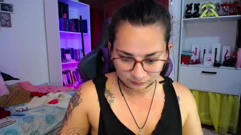 Snapshot of amarantha666 chatting on 12/12/24, 02:15 Susan online show from 12/12/24, 02:15