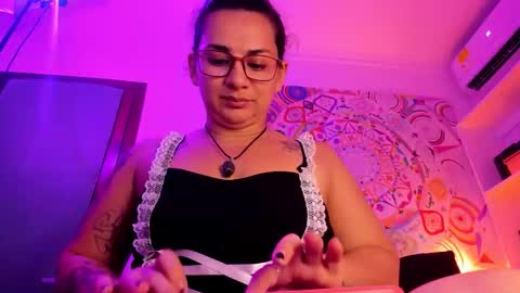 Snapshot of amarantha666 chatting on 11/27/25, 09:50 Susan online show from 11/27/25, 09:50