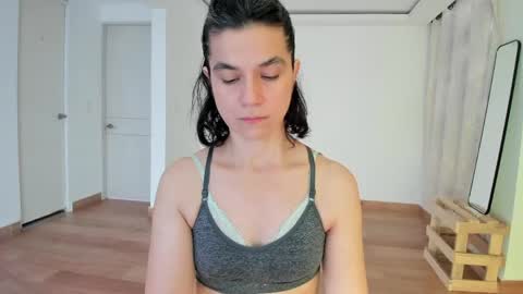 Snapshot of amaranthaajames chatting on 05/13/26, 09:22 Amarantha online show from 05/13/26, 09:22