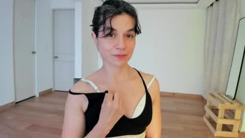 Snapshot of amaranthaajames chatting on 05/23/26, 12:16 Amarantha online show from 05/23/26, 12:16