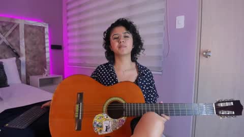 Emily online show from 02/01/25, 05:37