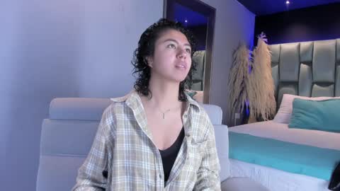 Emily online show from 02/06/25, 11:10