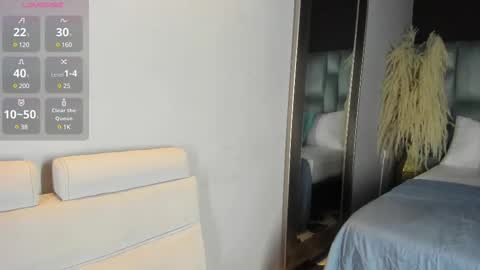 Emily online show from 02/21/25, 12:06