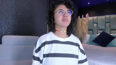 Emily online show from 03/05/25, 03:07