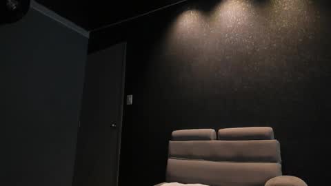 Emily online show from 11/19/25, 11:32