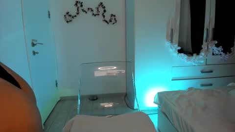 Snapshot of amateur_fitbabex chatting on 09/14/25, 06:12 amateur_fitbabex online show from 09/14/25, 06:12