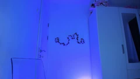 Snapshot of amateur_fitbabex chatting on 09/27/25, 06:07 amateur_fitbabex online show from 09/27/25, 06:07