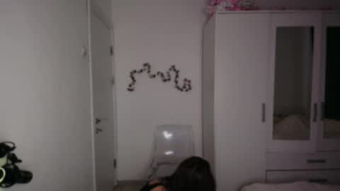 Snapshot of amateur_fitbabex chatting on 10/13/25, 05:51 amateur_fitbabex online show from 10/13/25, 05:51