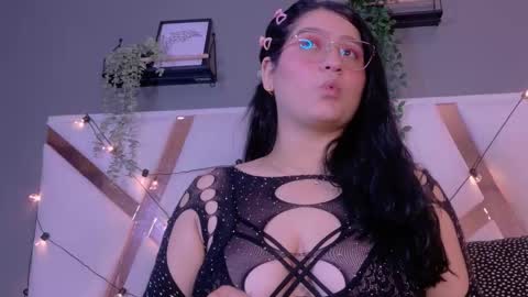 Snapshot of amatistasky__ chatting on 03/25/26, 11:38 AMATISTA online show from 03/25/26, 11:38