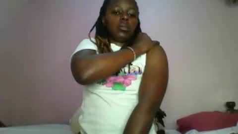 Snapshot of amaya87 chatting on 06/19/26, 03:33 Amaya87 online show from 06/19/26, 03:33