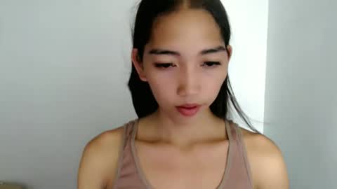 Snapshot of amazing_gracexx chatting on 05/18/26, 09:15 CALL ME GRACE online show from 05/18/26, 09:15