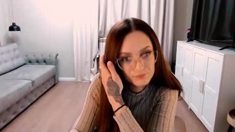 Izza online show from 01/14/25, 01:49