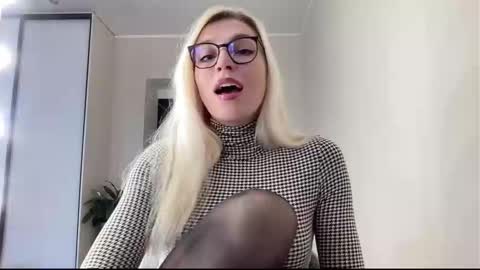 Kelly online show from 03/17/26, 10:29