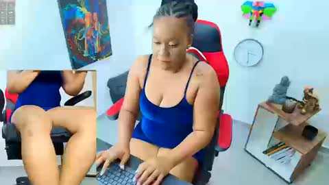  AMBAR  online show from 09/25/25, 12:36