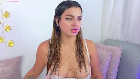 Ambar online show from 12/15/25, 03:33