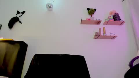 Snapshot of ambar_fitness88 chatting on 03/12/25, 01:08 Ambar fitness88 online show from 03/12/25, 01:08