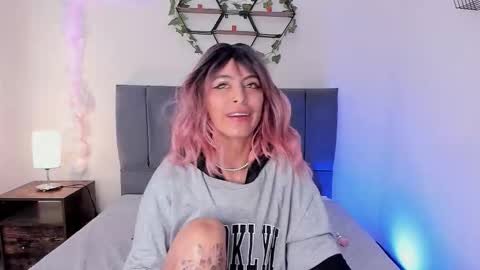 ambar_gh1 online show from 03/08/26, 02:04