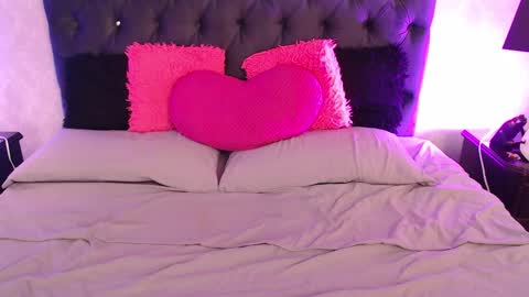 Ambar Jones online show from 02/25/25, 09:20