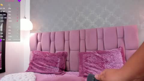 Snapshot of ambar_lee14 chatting on 04/01/26, 12:17 Ambar online show from 04/01/26, 12:17