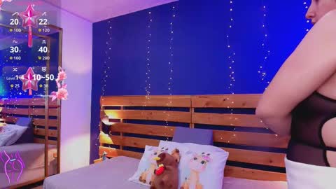 Snapshot of ambar_lover chatting on 10/19/25, 08:09 Ambar online show from 10/19/25, 08:09