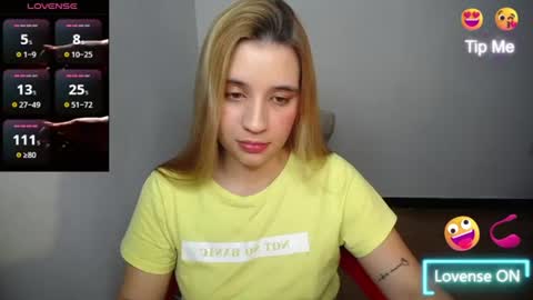 Snapshot of ambar_lynn chatting on 07/08/26, 01:10 mbar online show from 07/08/26, 01:10