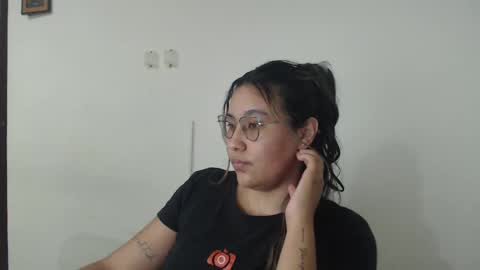 Snapshot of ambarcollinss chatting on 01/20/25, 10:04 Ambar online show from 01/20/25, 10:04