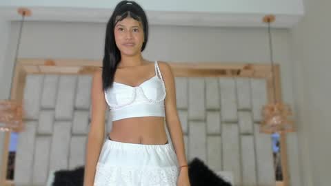  ambar  online show from 06/06/26, 12:21