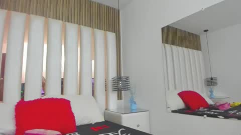 AmbarGills online show from 01/06/26, 01:04