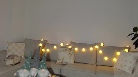 Snapshot of ambarhill chatting on 11/24/25, 11:48 Ambar online show from 11/24/25, 11:48