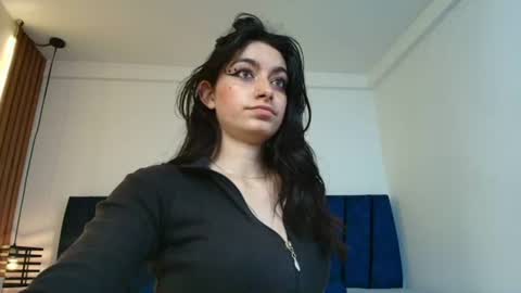AMBAR LEE online show from 06/23/26, 12:03