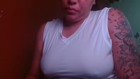 ambarmilf09 online show from 11/17/25, 03:45