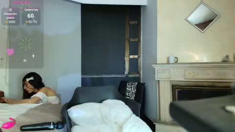 Ambar Ross online show from 02/11/25, 01:31