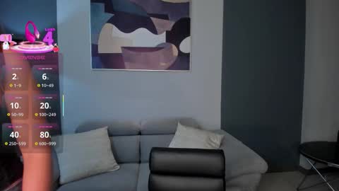 ambarowens online show from 12/22/25, 12:40