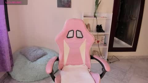 Snapshot of ambarthompson1 chatting on 02/05/25, 10:01 ambarthompson1 online show from 02/05/25, 10:01