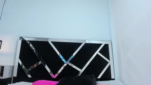   online show from 01/31/25, 03:30