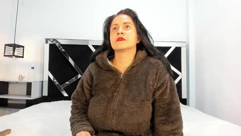   online show from 02/10/25, 09:47