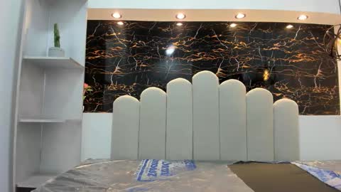   online show from 01/12/26, 08:25