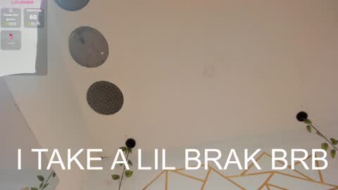 Snapshot of ambeer_rousess chatting on 02/06/25, 11:04 Amber online show from 02/06/25, 11:04