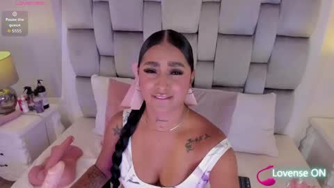 amber  ferrera online show from 04/16/26, 07:47