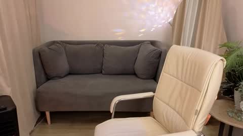 Alice online show from 10/06/25, 02:03