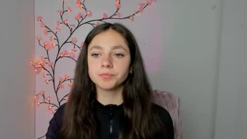 Amber online show from 04/25/26, 05:43