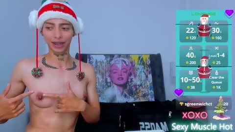 Snapshot of amber_adams_ chatting on 12/18/24, 07:30 Amber online show from 12/18/24, 07:30