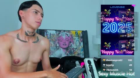 Snapshot of amber_adams_ chatting on 01/02/25, 04:46 Amber online show from 01/02/25, 04:46