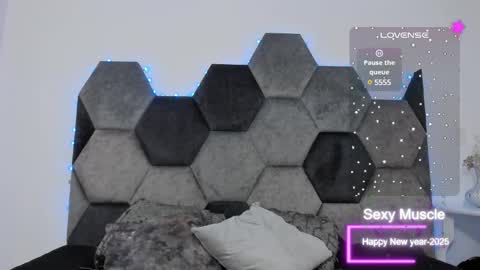 Snapshot of amber_adams_ chatting on 02/15/25, 02:22 Amber online show from 02/15/25, 02:22