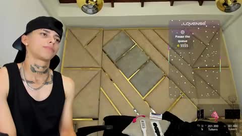 Snapshot of amber_adams_ chatting on 09/19/25, 05:13 Amber online show from 09/19/25, 05:13