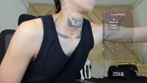 Snapshot of amber_adams_ chatting on 10/07/25, 02:58 Amber online show from 10/07/25, 02:58