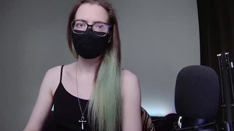 Amber non-nude model online show from 12/17/24, 02:12