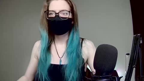 Amber non-nude model online show from 01/06/25, 11:31