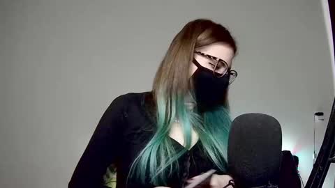 Amber non-nude model online show from 03/05/25, 05:07