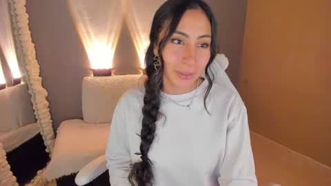amber_curly online show from 02/09/25, 10:00